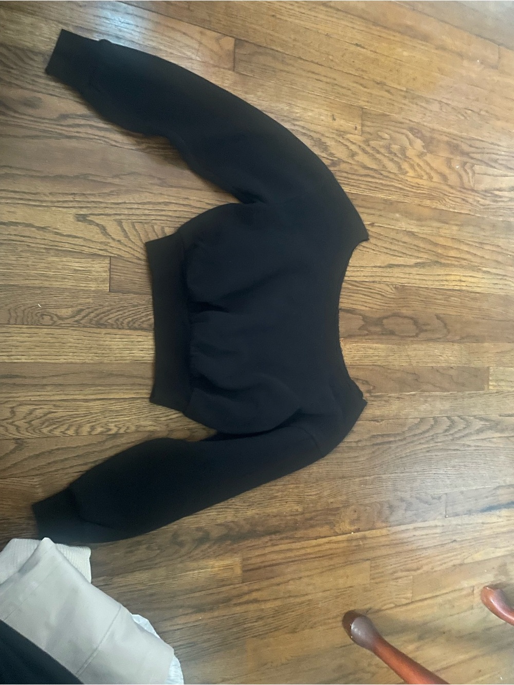 Black Cropped Sweatshirt - Pullover Top